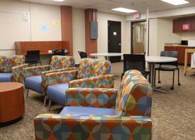 stem center lounge chairs